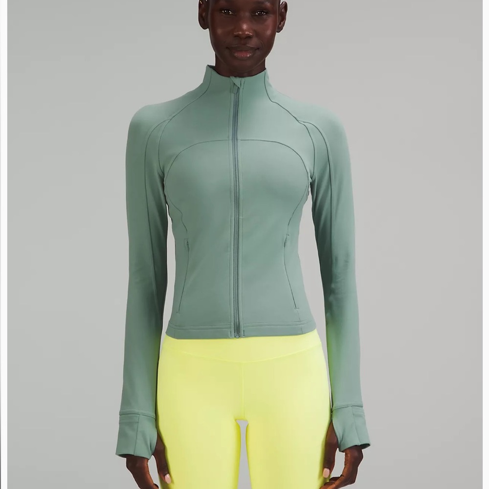 Lululemon Nulu Cropped Define Jacket